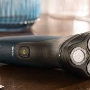 Philips Wet Or Dry Electric Shaver-S1121/41